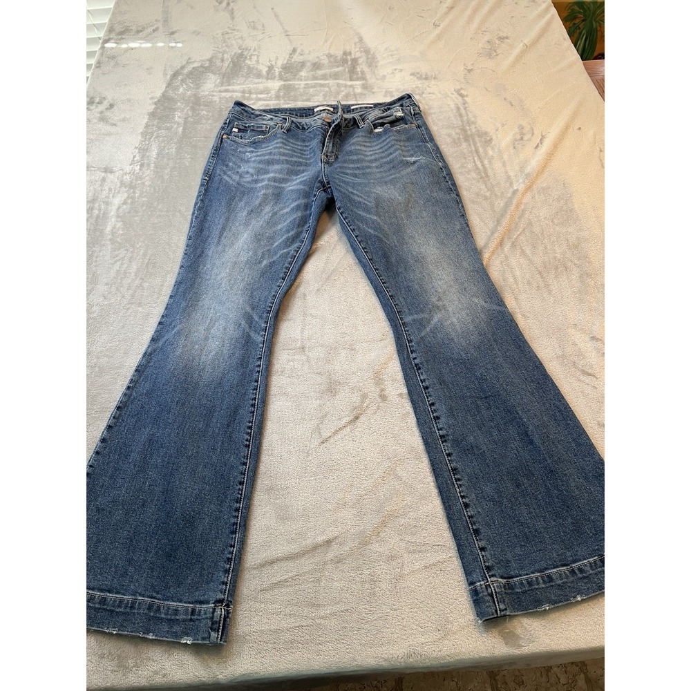 Dear John Jeans Women's Size 32 Medium Wash Distressed Stretch Denim Rosie Flare